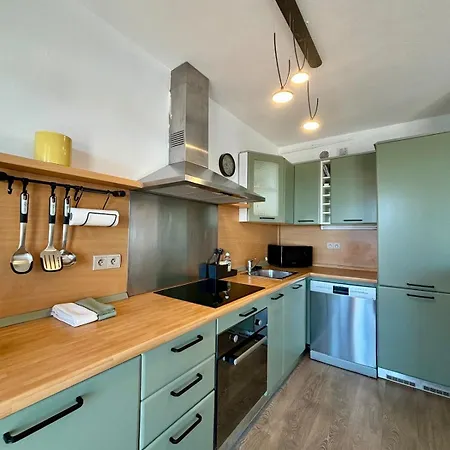 Apartament Stunning Sea Views, Full Sun Exposure *