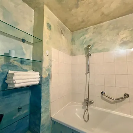 Stunning Sea Views, Full Sun Exposure *